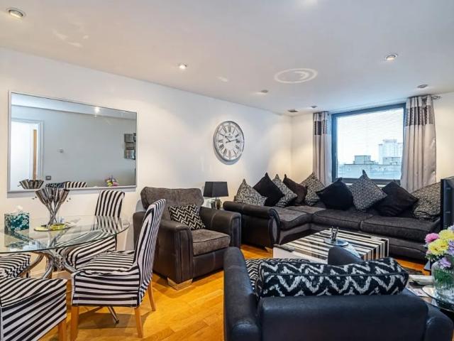 2 bedroom flat to rent