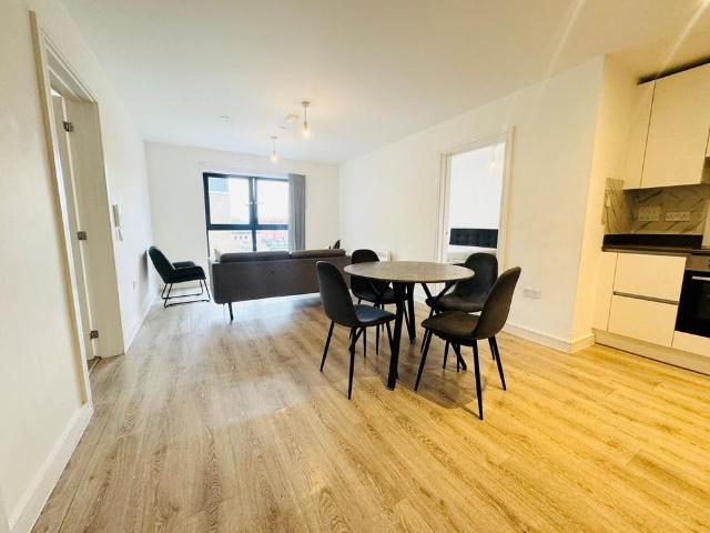 2 bedroom flat to rent