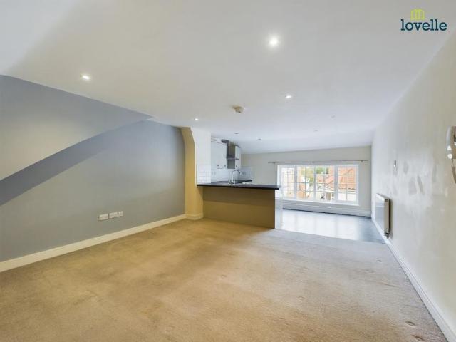 2 bedroom flat to rent