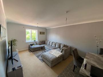 2 bedroom flat to rent
