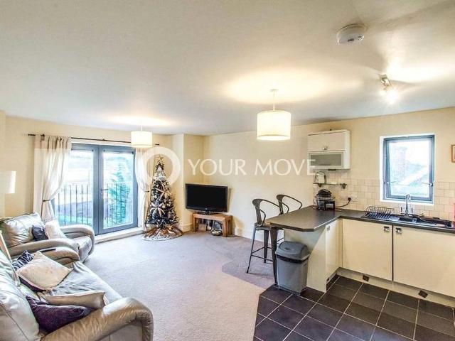 2 bedroom flat to rent