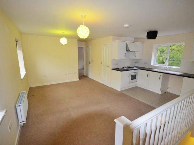 2 bedroom flat to rent