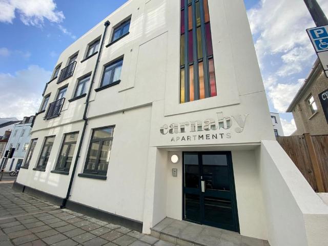 2 bedroom flat to rent