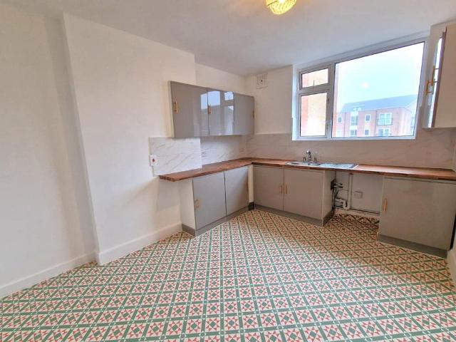 2 bedroom flat to rent