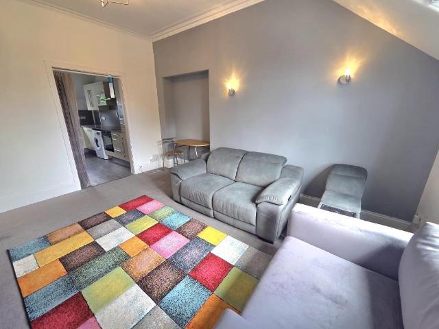 2 bedroom flat to rent