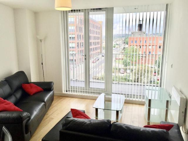 2 bedroom flat to rent