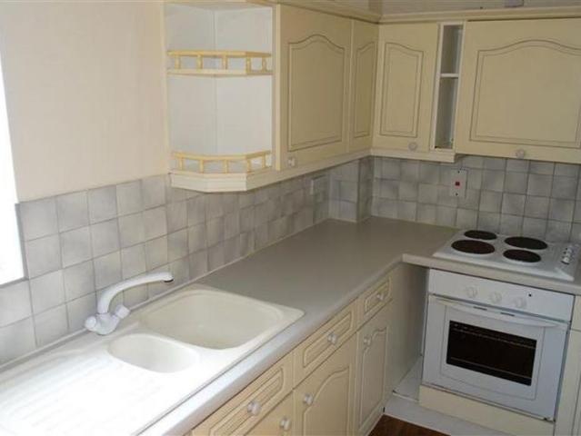 2 bedroom flat to rent