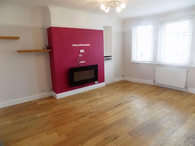2 bedroom flat to rent