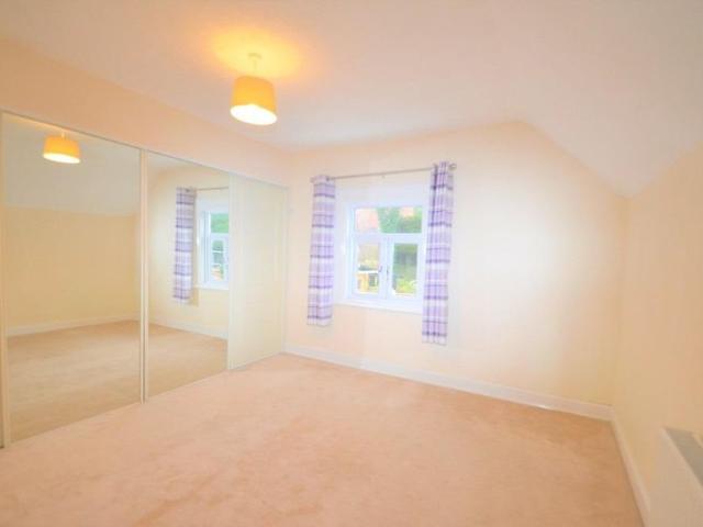 2 bedroom flat to rent