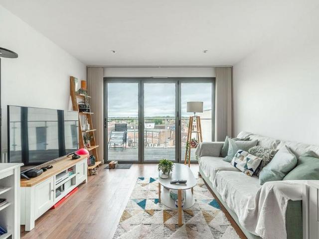 2 bedroom flat to rent