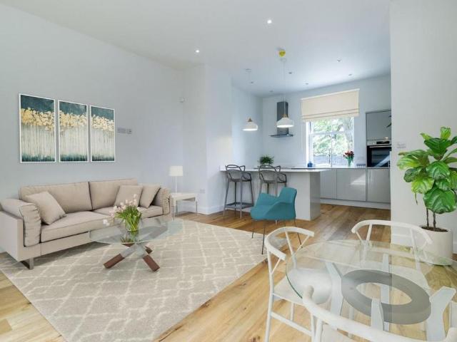 2 bedroom flat to rent