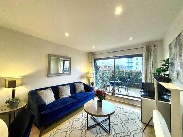 2 bedroom flat to rent