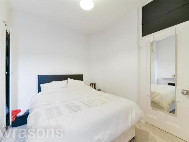 2 bedroom flat to rent