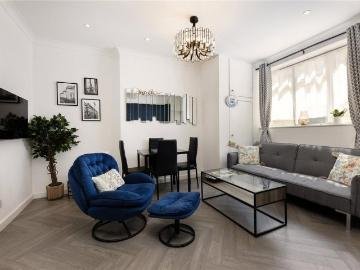 2 bedroom flat to rent