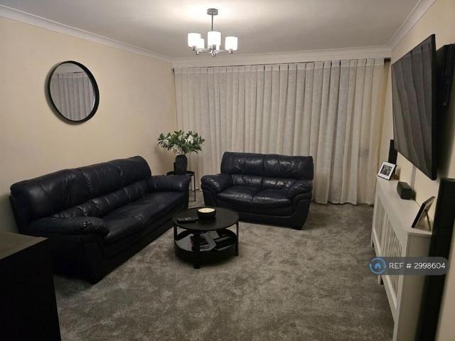 2 bedroom flat to rent