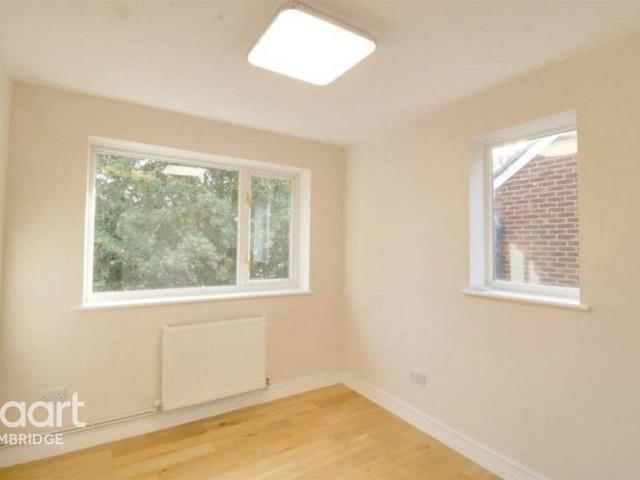 2 bedroom flat to rent