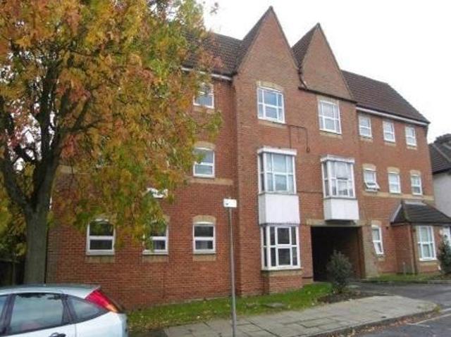 2 bedroom flat to rent