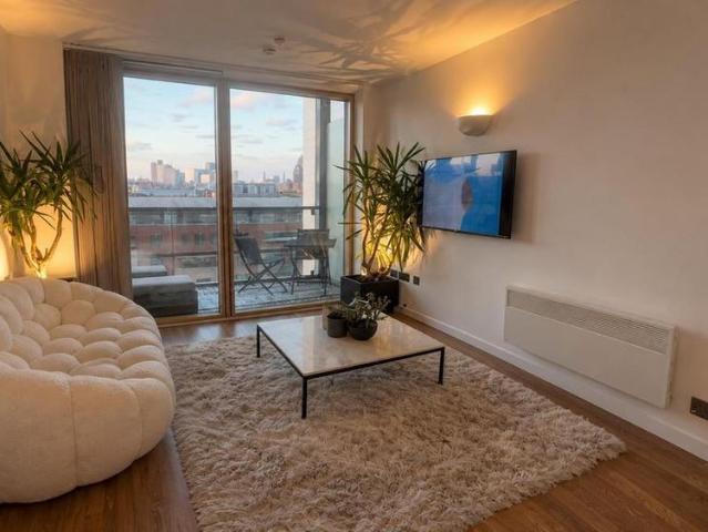 2 bedroom flat to rent