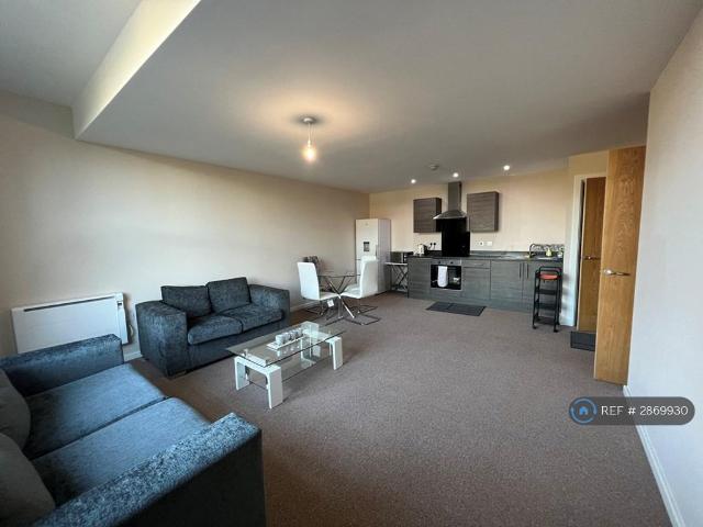 2 bedroom flat to rent