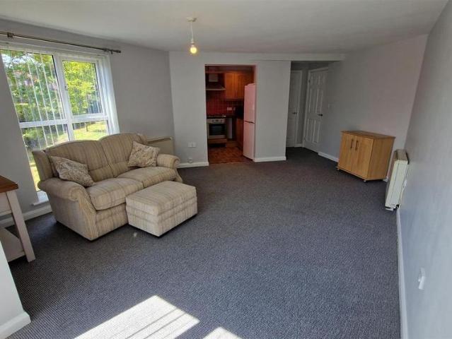 2 bedroom flat to rent
