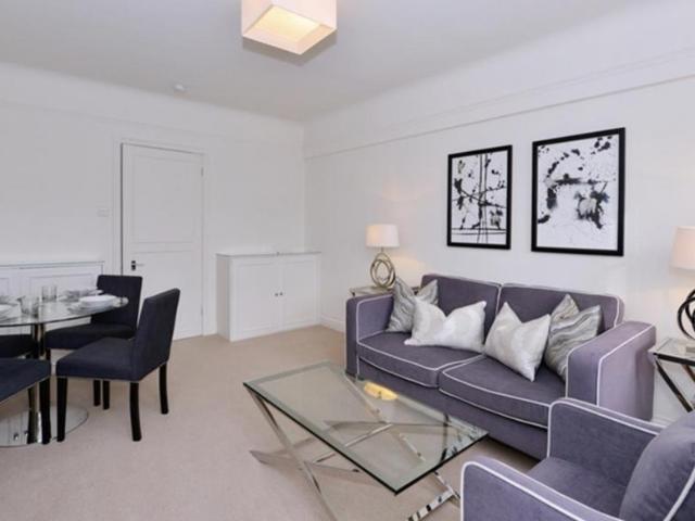 2 bedroom flat to rent