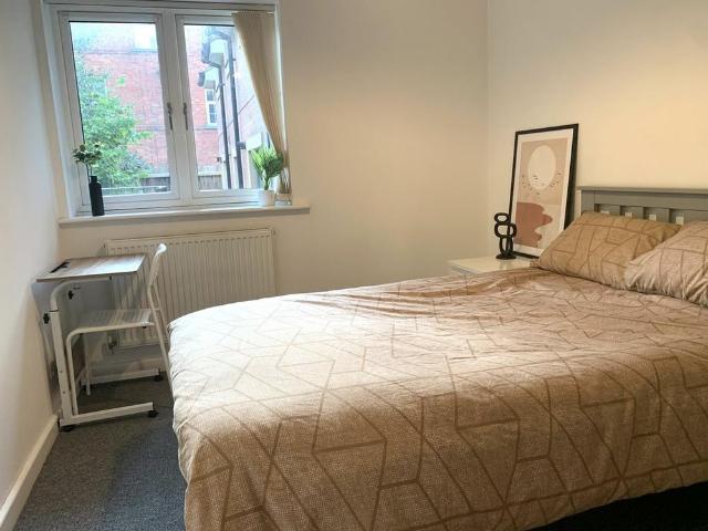 2 bedroom flat to rent