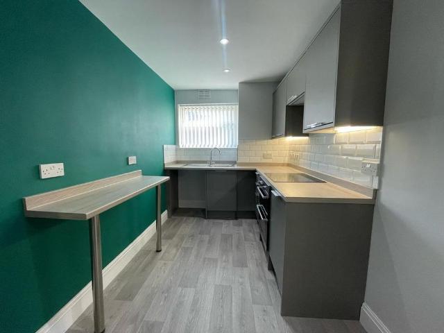 2 bedroom flat to rent
