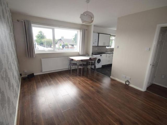 2 bedroom flat to rent