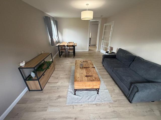 2 bedroom flat to rent