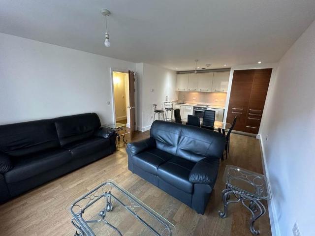 2 bedroom flat to rent