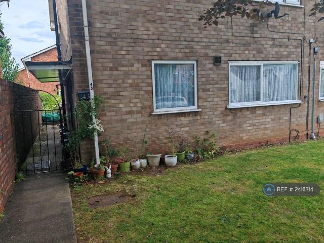 2 bedroom flat to rent