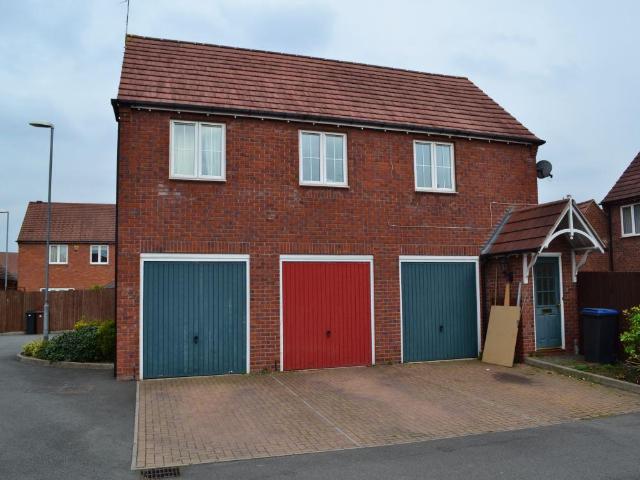 2 bedroom flat to rent