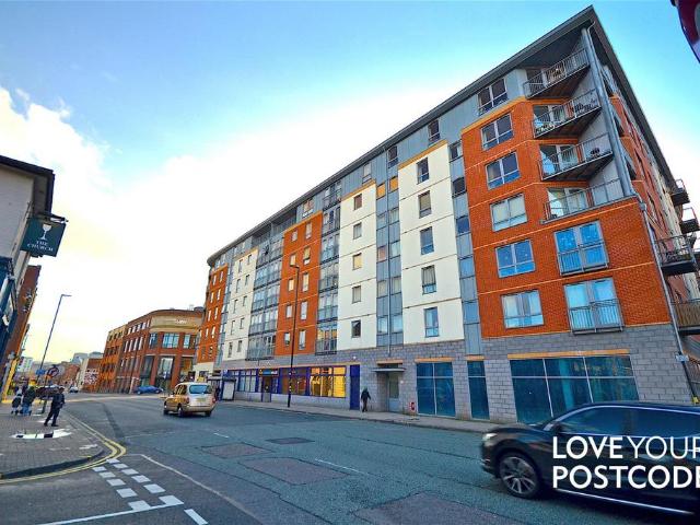 2 bedroom flat to rent