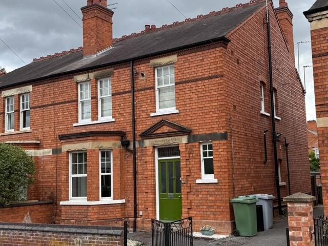 2 bedroom flat to rent