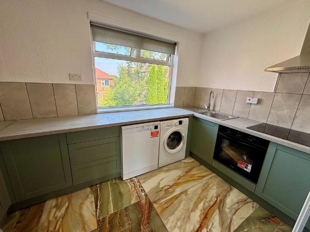 2 bedroom flat to rent