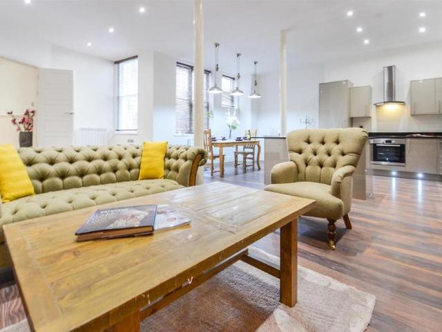 2 bedroom flat to rent
