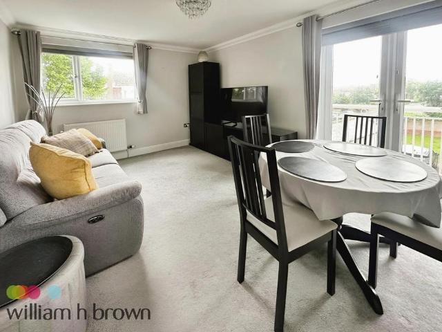 2 bedroom flat to rent