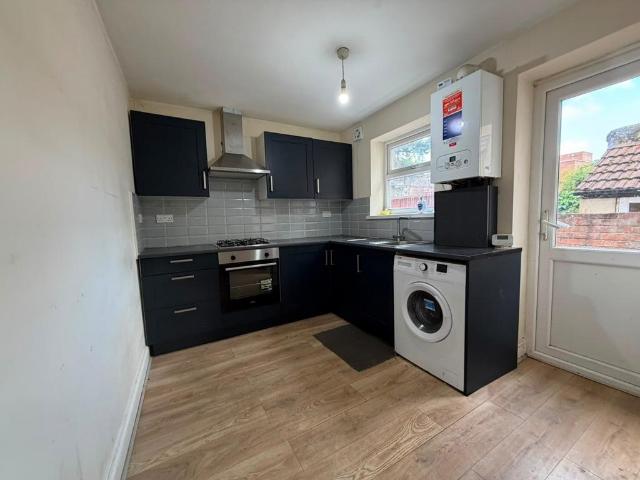 2 bedroom flat to rent