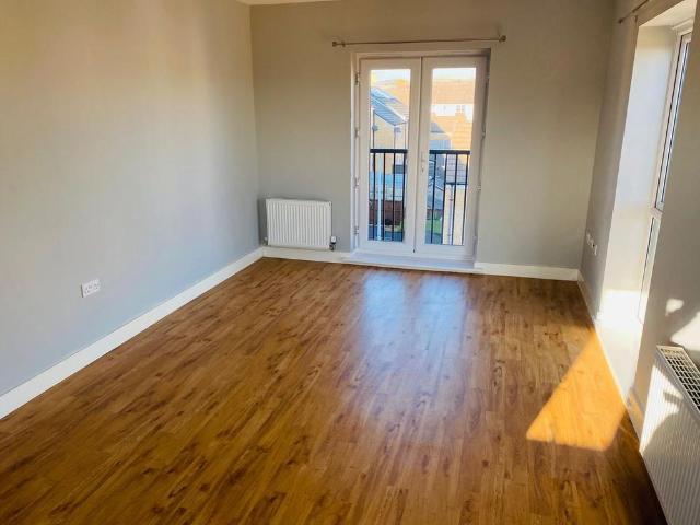 2 bedroom flat to rent