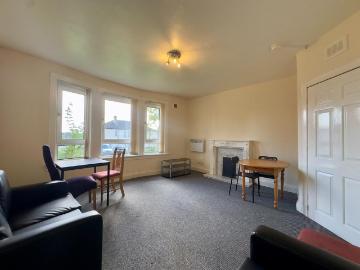 Kennishead Railway Station, Kilmartin Place G46 Glasgow, Thornliebank Glasgow, G46, Glasgow and West Scotland, South West Scotland