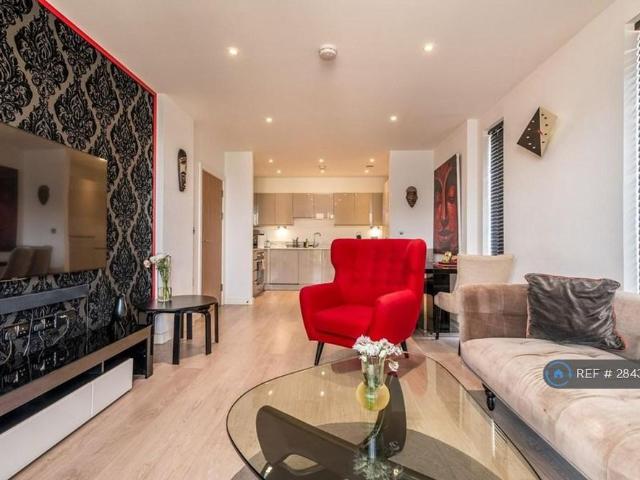 2 bedroom flat to rent