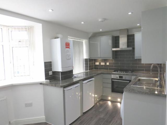 2 bedroom flat to rent