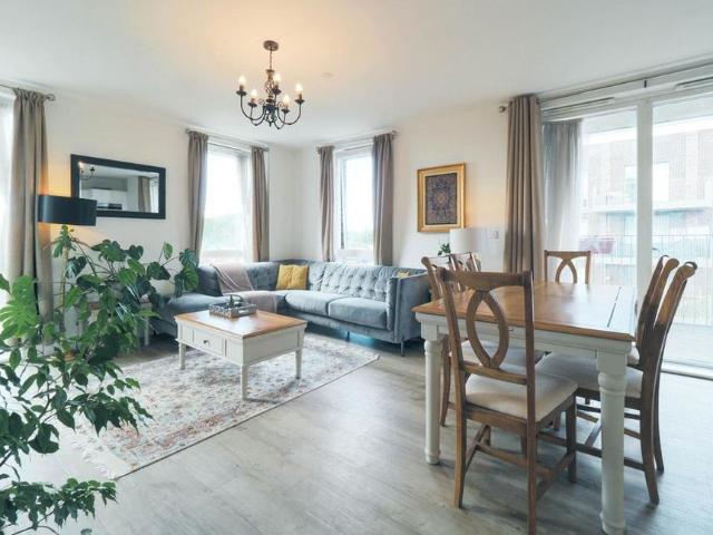 2 bedroom flat to rent