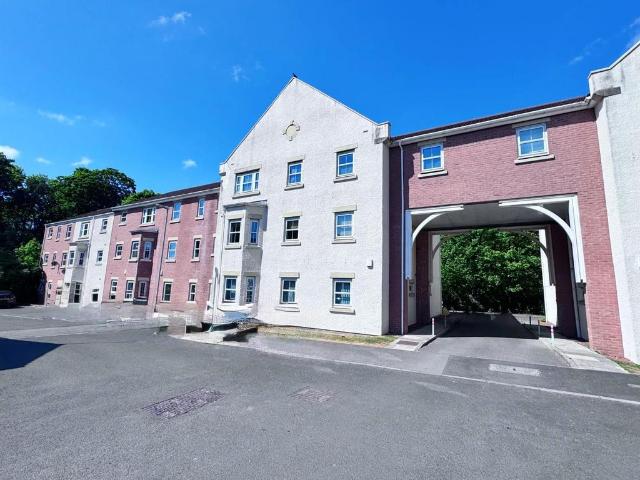 2 bedroom flat to rent