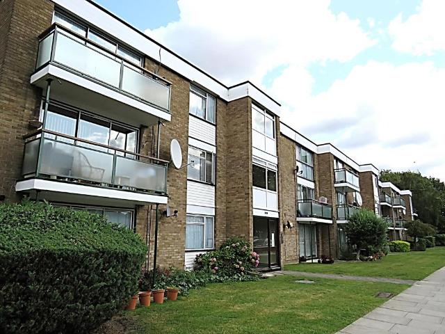 2 bedroom flat to rent