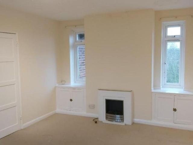 2 bedroom flat to rent