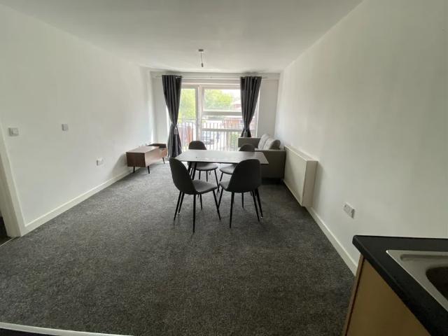 2 bedroom flat to rent