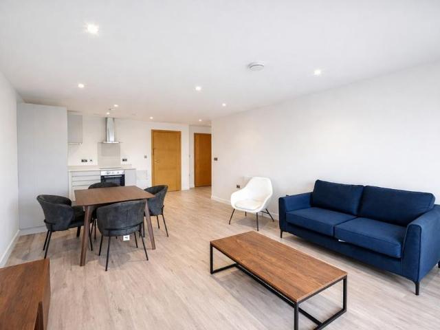 2 bedroom flat to rent