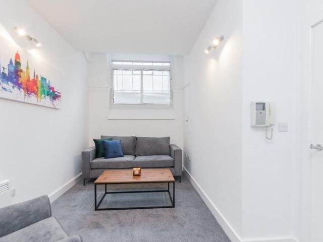 2 bedroom flat to rent