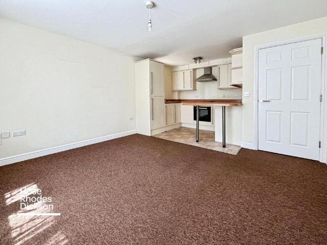2 bedroom flat to rent